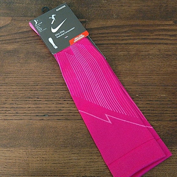 compression socks nike running